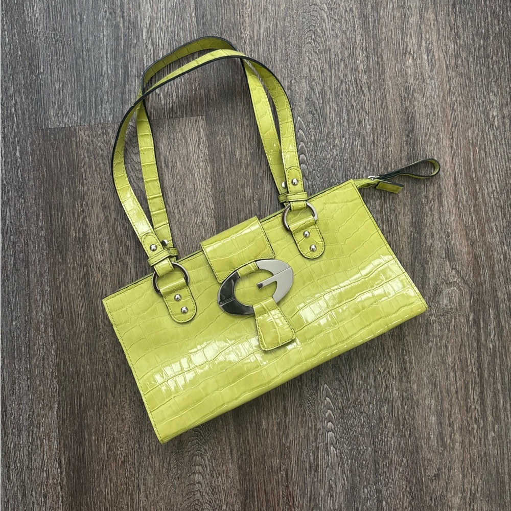 Guess 90s Y2K Vintage Lime Green Snake Skin Shoulder Bag Metal Clasp & Zipper